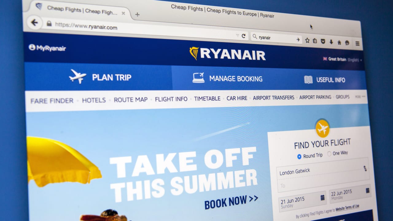 Payer pour s'asseoir à côté de ses enfants, chez Ryanair, une « clause contractuelle abusive » ?