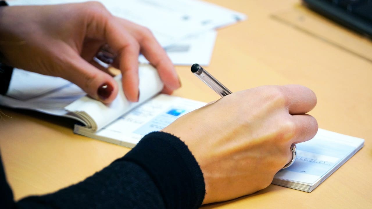 Ce que les banques ne font pas pour vous protéger de la redoutable fraude au chèque