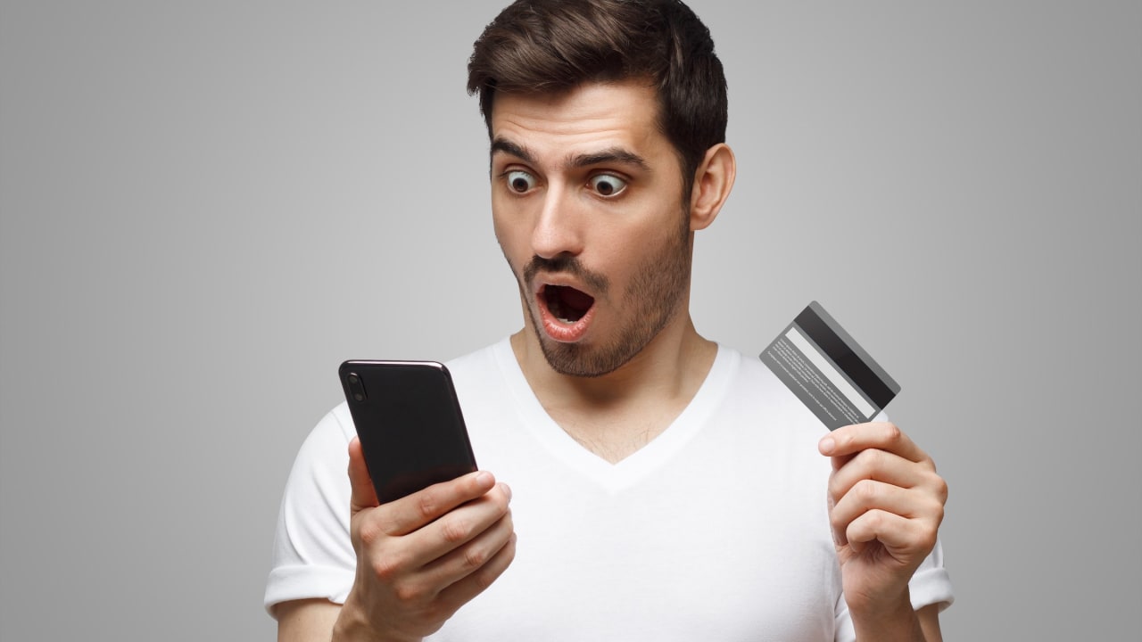 Black Friday : les astuces simples pour éviter les arnaques qui visent votre compte bancaire