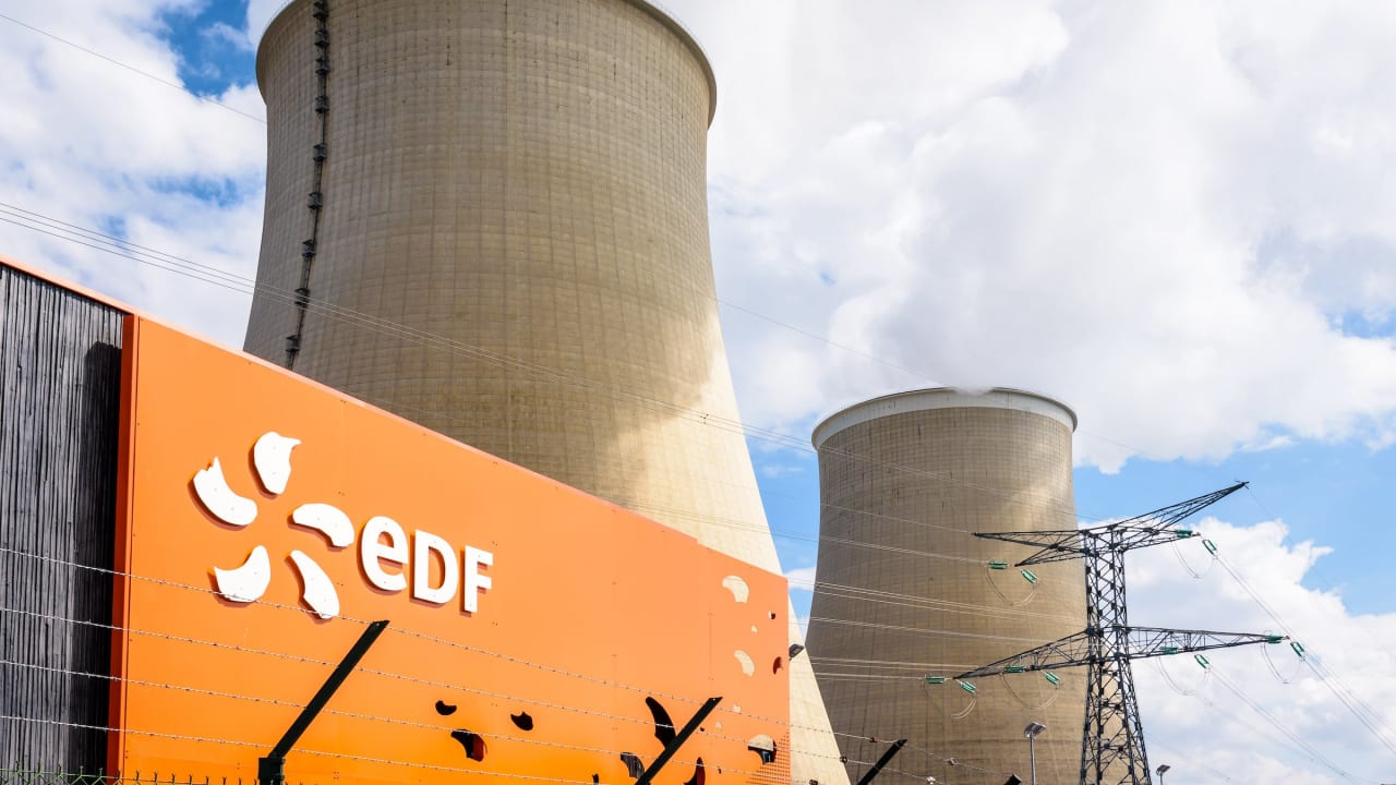 Placement : voici les ETF qui misent sur le boom du nucléaire et de l'uranium alimenté par l'IA