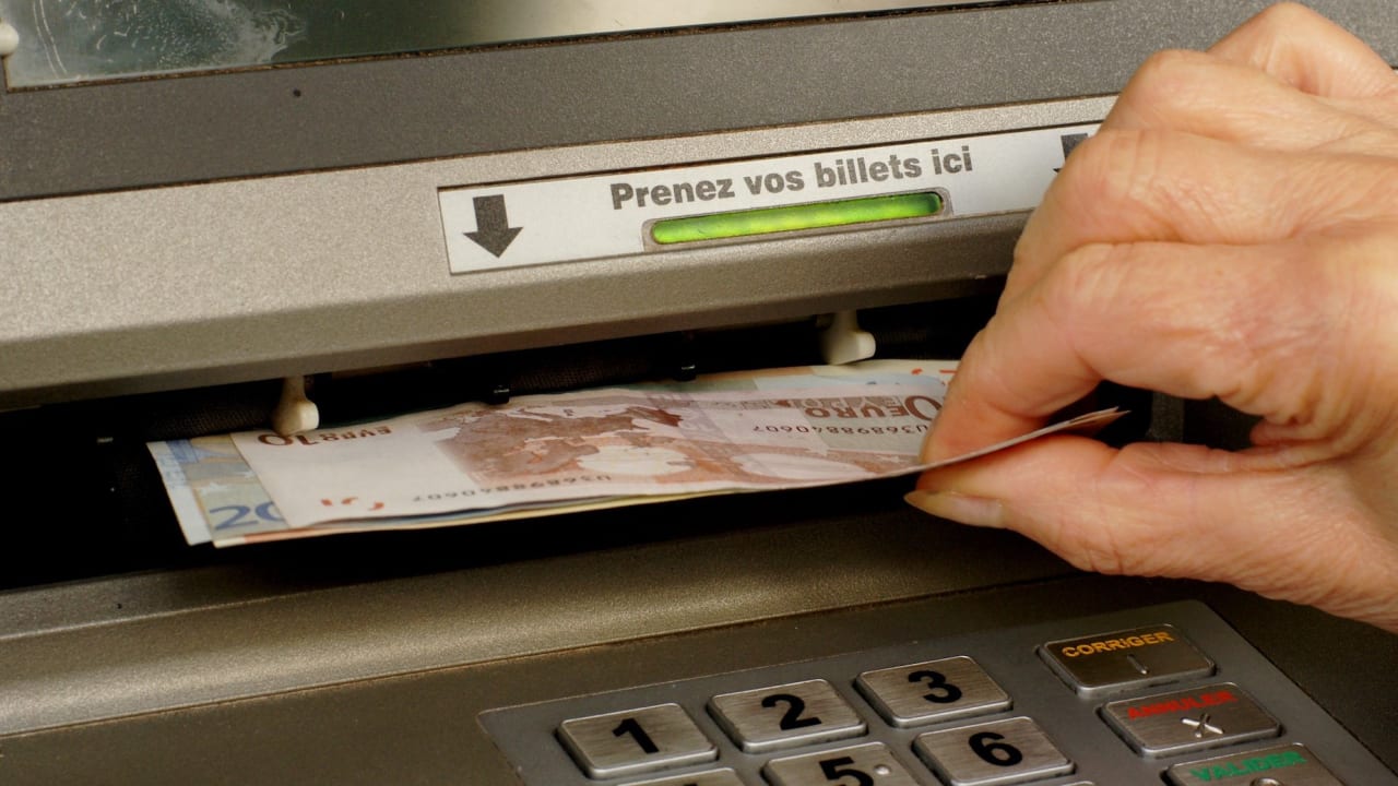 Banque : où retirer des billets à côté de chez vous ? [CARTE]