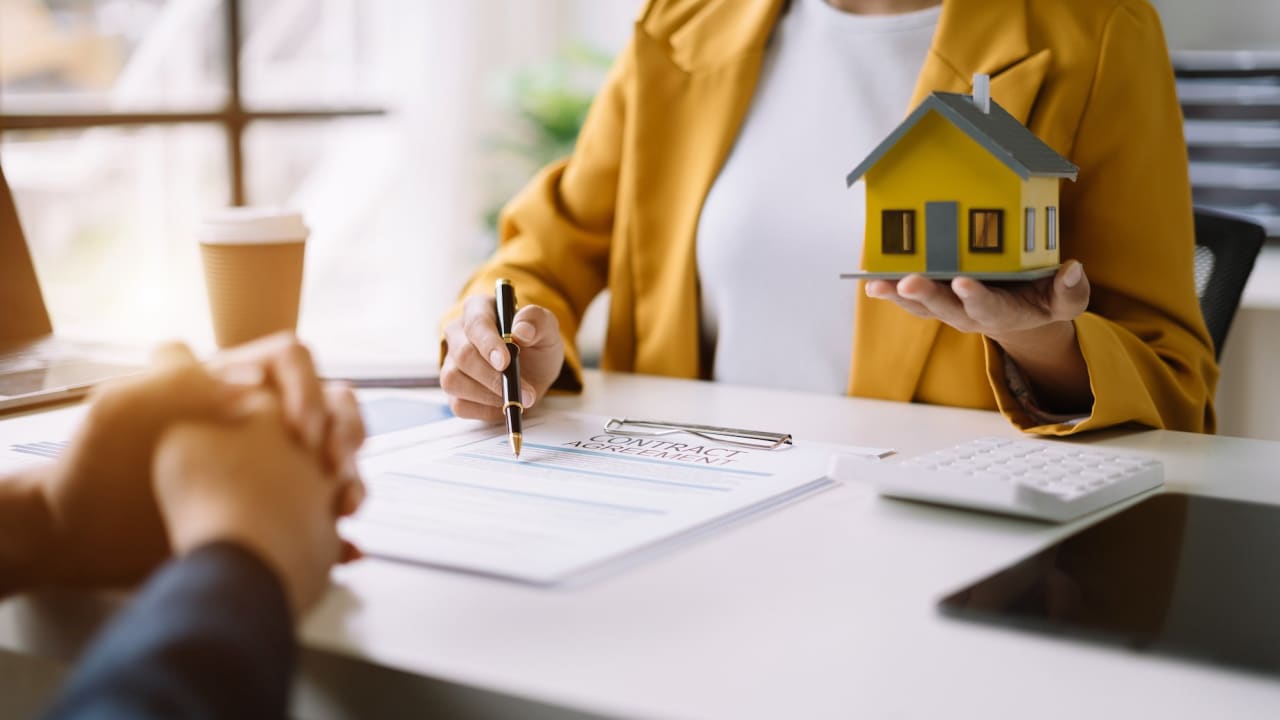 Crédit immobilier : des banques pas si flexibles pour alléger le taux d'endettement de 35%