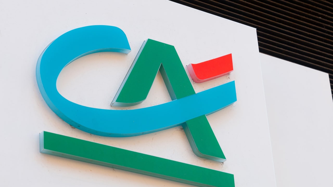 Le Crédit Agricole progresse un peu en 2025 malgré une charge italienne