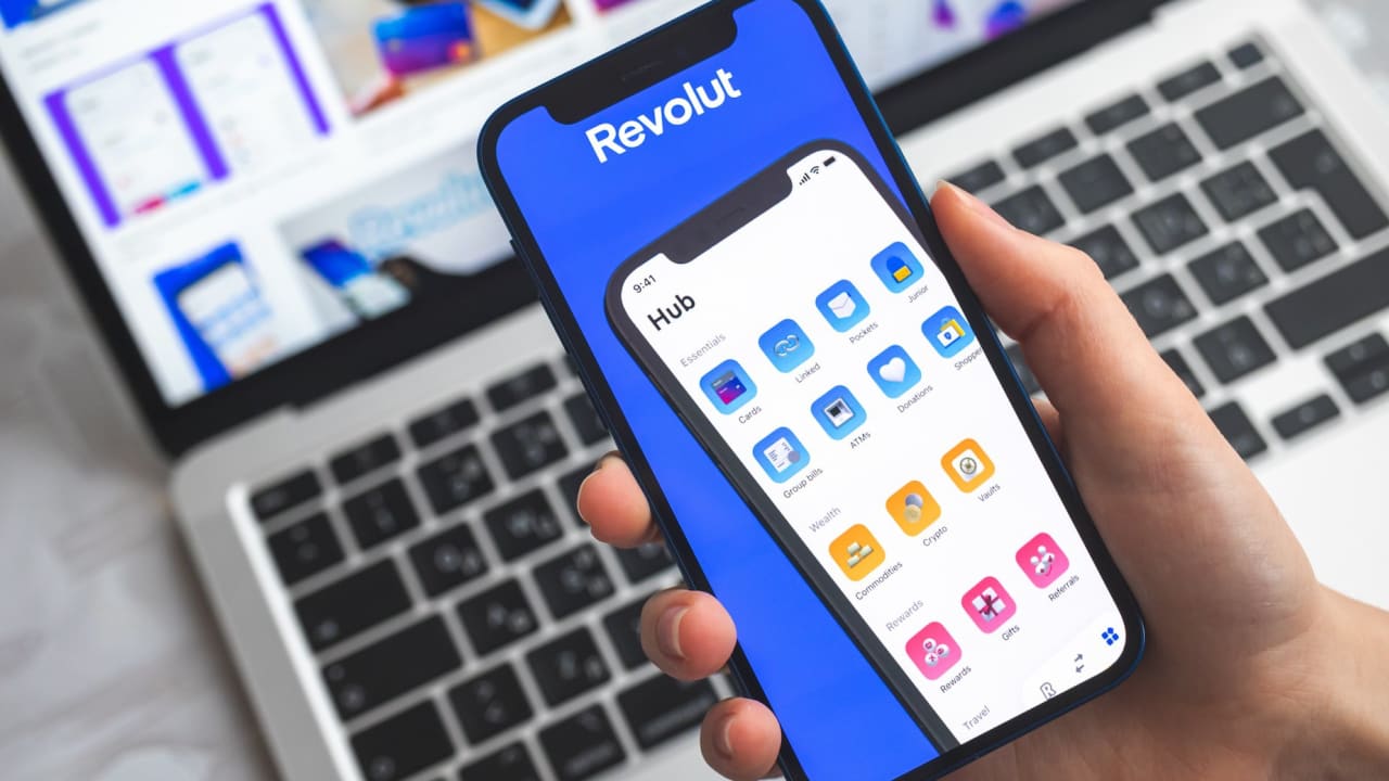 Banque en ligne : Revolut inclut ChatGPT Go dans ses abonnements