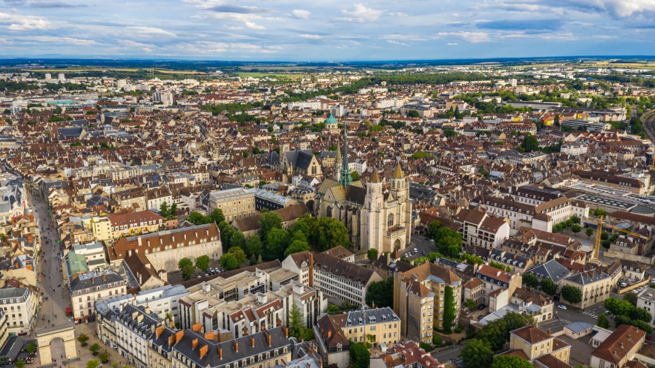 Immobilier à Dijon : hausse modérée des prix en février 2026
