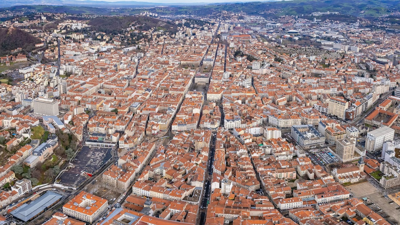 Marché immobilier à Saint-Étienne : hausse modérée des prix en novembre 2025