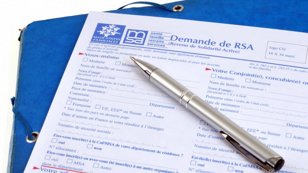 « J'ai fini une formation et je ne travaille pas. Est-ce que j'ai le droit au RSA ? »