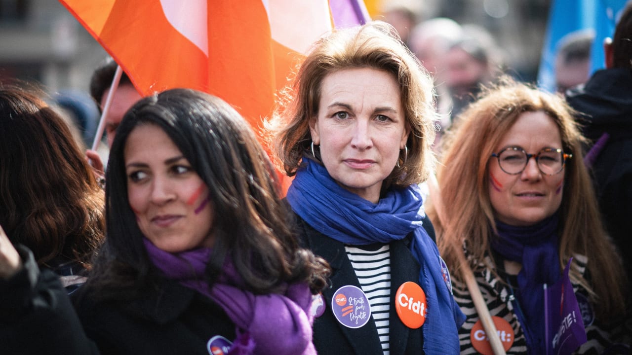 Retraites : la réforme « bel et bien suspendue »