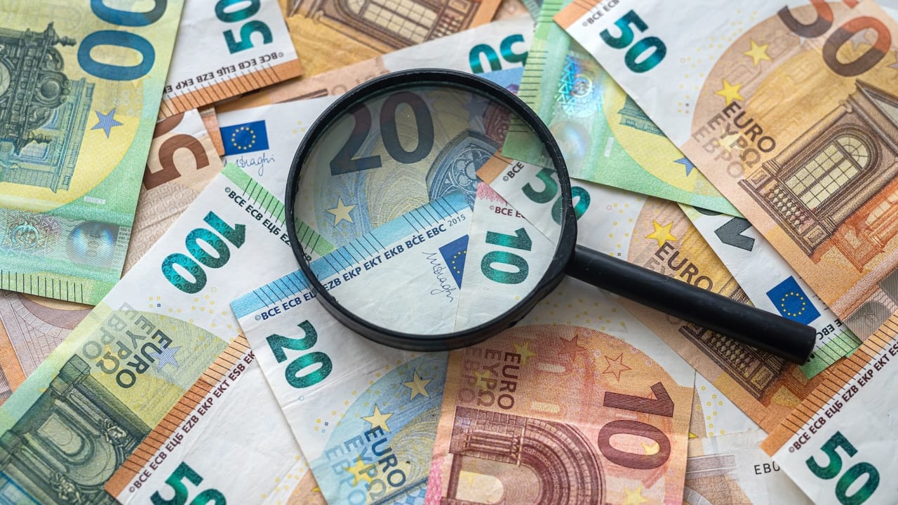 Ce qu'il faut retenir de l'étude de l'Insee sur le sommet de l'échelle socioprofessionnelle