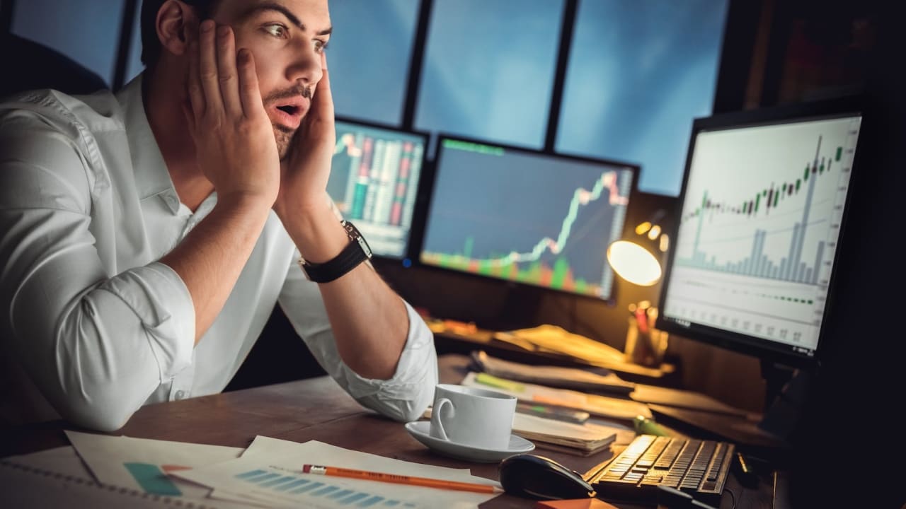 PEA ou compte-titres : ce que vous devez savoir avant d'investir votre premier euro