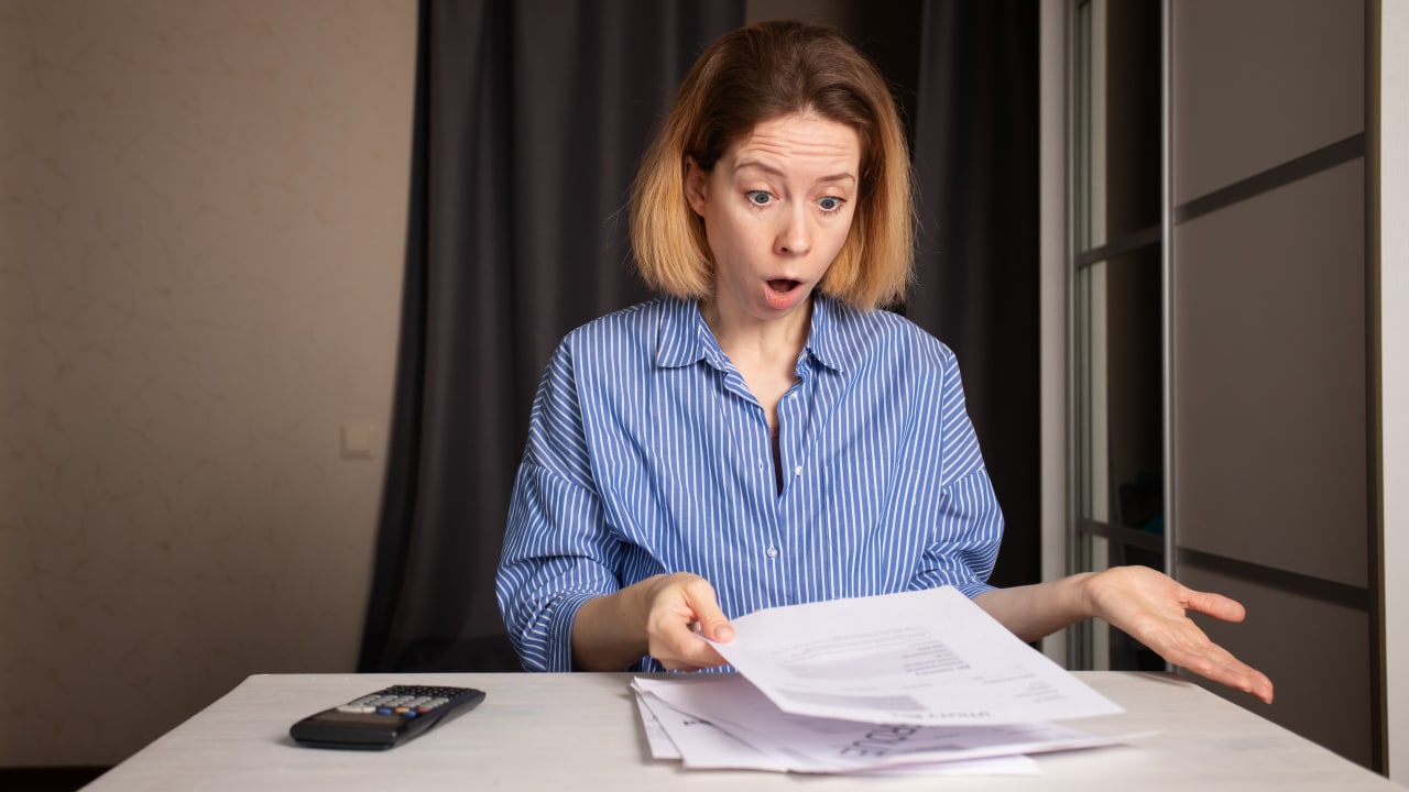 Auto-entrepreneur : ce que vous touchez vraiment pour une facture encaissée sur un compte pro