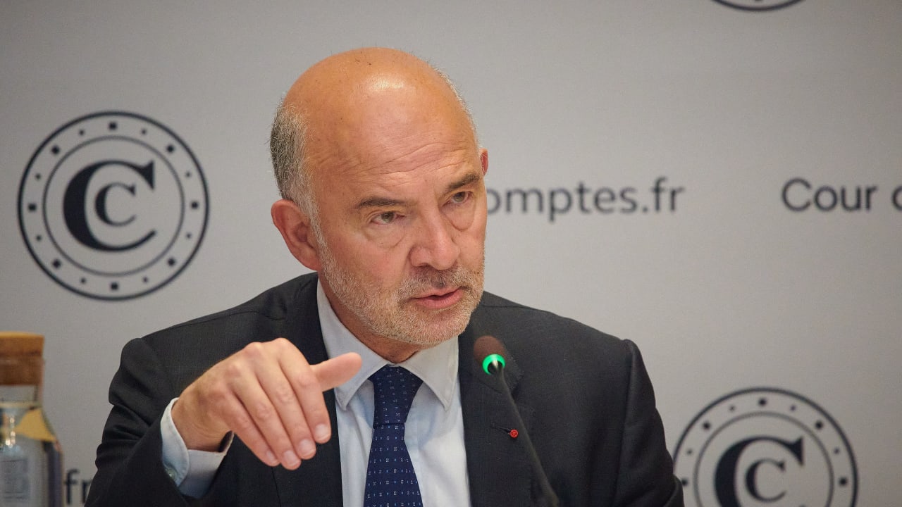 Pierre Moscovici quitte la Cour des comptes européenne pour « contribuer au débat public » en France