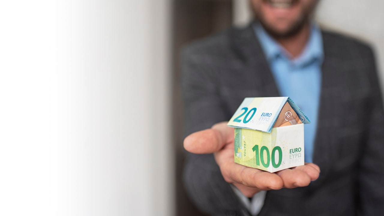 Location immo : votre propriétaire peut-il imposer un complément de loyer ?