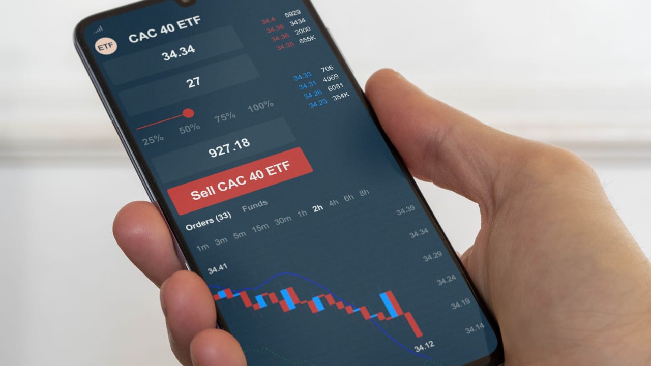 CAC 40 : voici pourquoi la Bourse de Paris est dans le rouge après des résultats d'entreprises