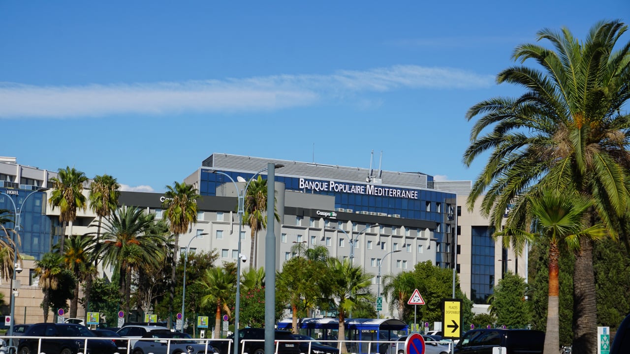 Banque Populaire Méditerranée : des frais bancaires en hausse de 0,58% à 8,78% dès le 1er avril 2026