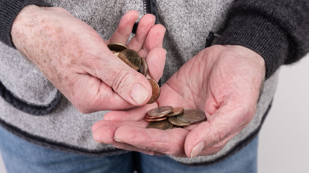 Le Livret A divise, retraite et pauvreté, ce qui vous attend en avril... Les 5 infos argent de la semaine