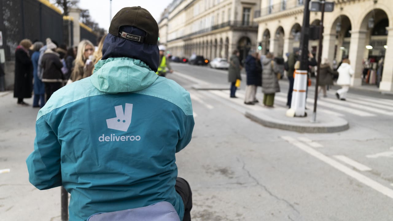 Deliveroo, Uber Eats, Delicity... Combien sont payés les livreurs de repas ?