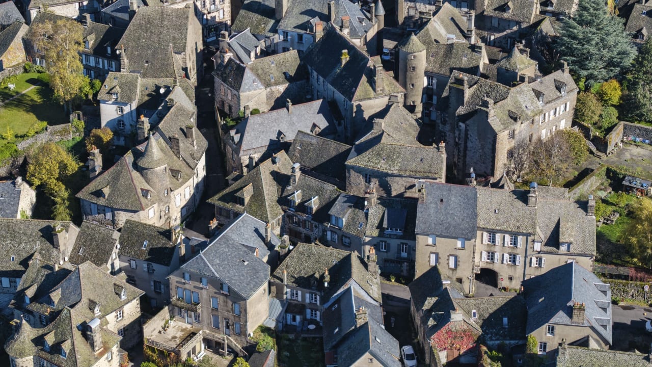 Impôt sur le revenu : dans le Cantal, un classement très resserré dominé par Nieudan, Paulhac ou Salers