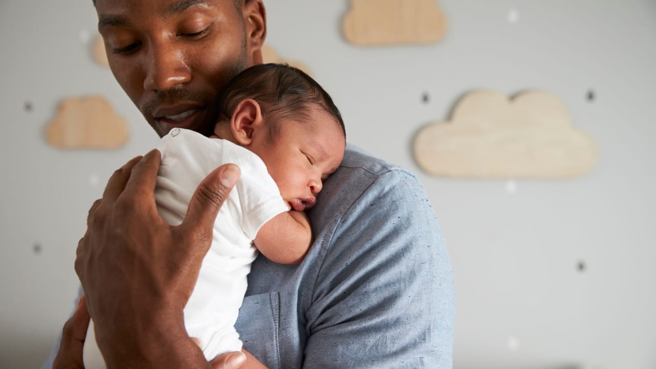Congé de naissance : ce qu'il faut savoir sur ce nouveau droit pour les jeunes parents