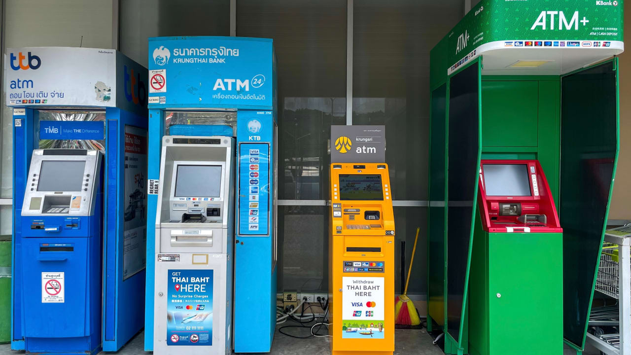 Banque en ligne : BoursoBank renonce aux frais de retrait à l'étranger... jusqu'au 30 septembre