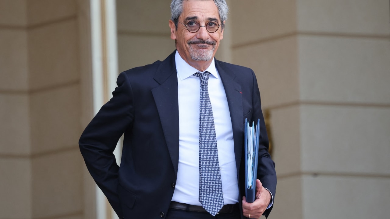 Carburants : l'aide aux « gros rouleurs » ne « s'arrêtera pas le 30 septembre »