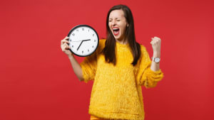 Femme et horloge