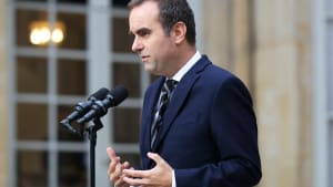 Sebastien Lecornu, premier ministre.