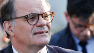 DOSSIERS-FRANCE-POLITIQUE-FINANCE-BANQUE
