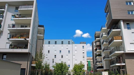 Un quartier de logements neufs