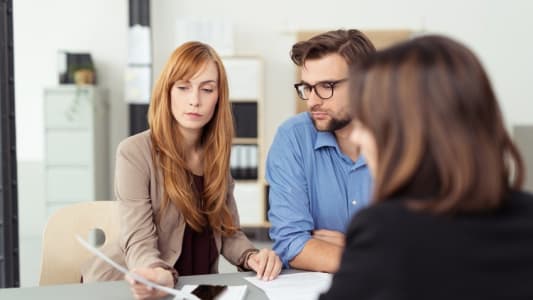 Une ngociation en agence bancaire