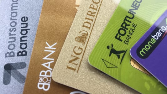 Cartes bancaires des banques en ligne