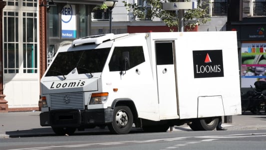 Un fourgon Loomis en 2011