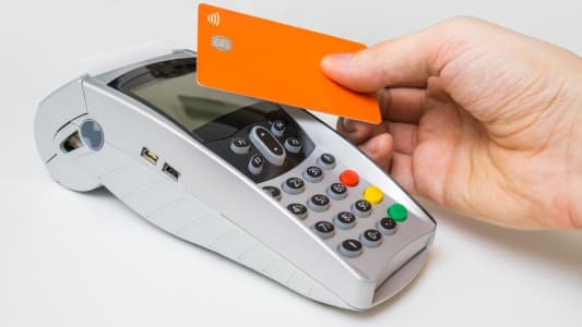 Client payant avec un carte sans contact