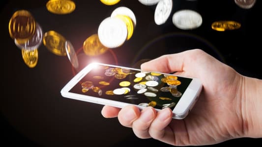 Pluie de pices de monnaie sur mobile