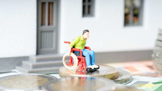 Une personne en fauteuil