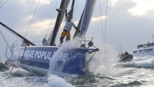 Armel Le Cleac'h, sur Banque Populaire, remporte le Vende Globe le 16 janvier 2017