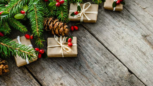 Cadeaux et dcorations de Nol