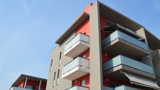 Un immeuble neuf