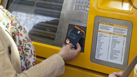 Paiement sur un automate avec une carte Orange Bank