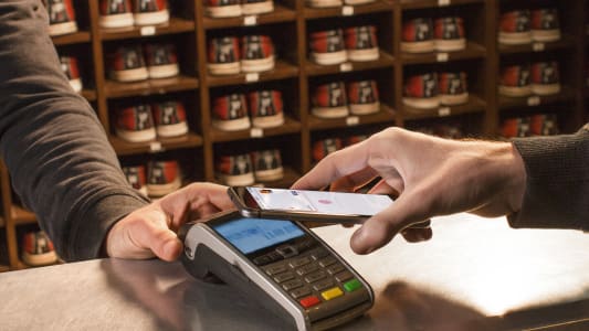 Paiement mobile avec carte bancaire Orange Bank