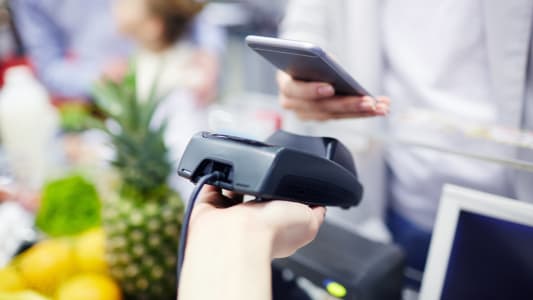 Paiement mobile sans contact au supermarch