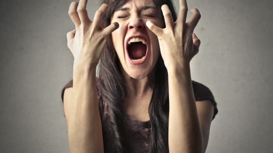 Une banquire en colre