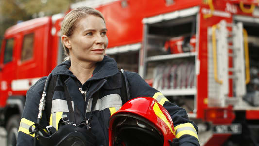 Les pompiers font le tour des foyers pour vendre leurs calendriers 2023. 