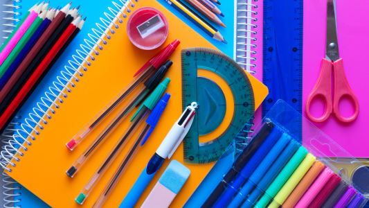  A qui m'adresser pour tre ligible  l'allocation de rentre scolaire ? 