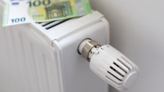 Deux rgions versent un chque nergie de 250 euros