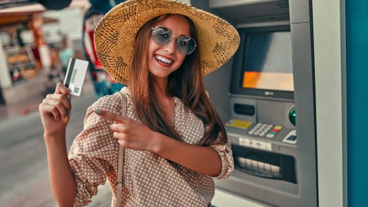 Retrait de cash en voyage