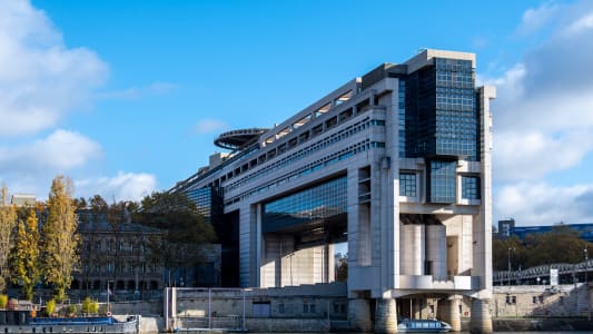 Vers un dficit de 6% ?