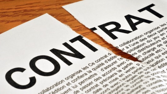 Un contrat dchir.