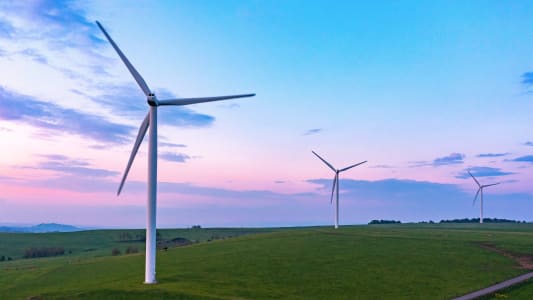 Deux patrons estiment qu'il est difficile d'investir en France