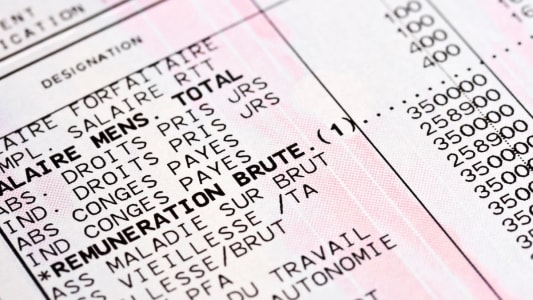 Un bulletin de salaire.